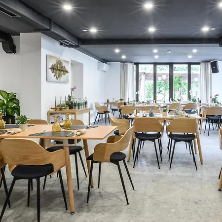 Etar Hotel