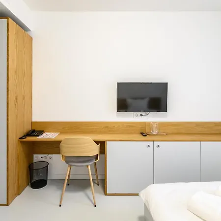 Etar Hotel