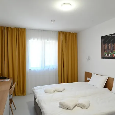 Etar Hotel 2*