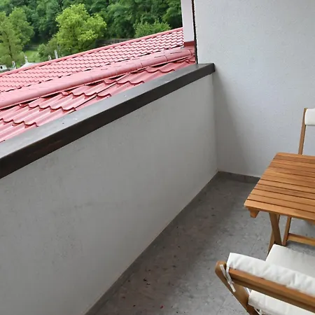 Etar Hotel 2*